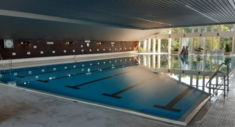 schwimmerbereich Schwimmerbereich in der Schwimmhalle